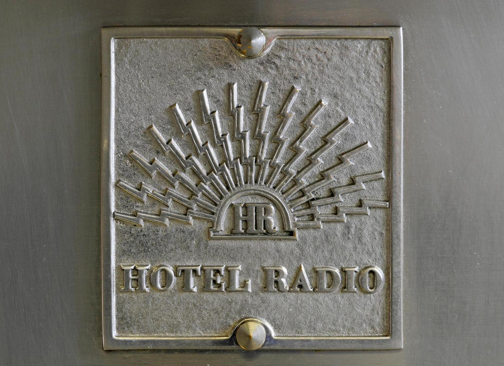 Hotel Radio - Teritoria Chamalieres Exterior photo